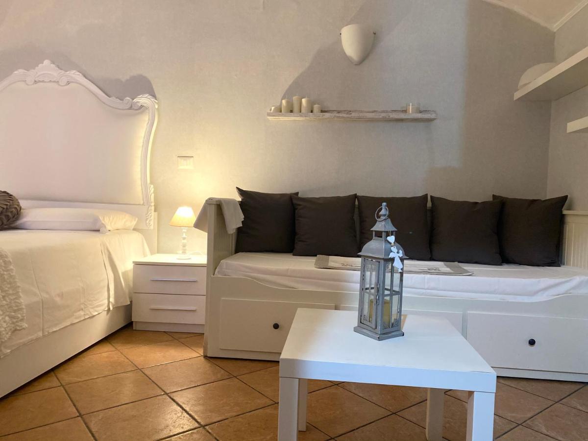 Casa Ninetta - Spaccanapoli - Il Tipico Pianterreno Della Napoli Antica! Bagian luar foto